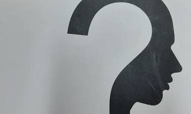 LA DIFÍCIL TAREA DE SER ALGUIEN