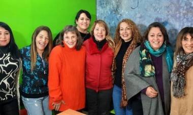 MUJERES: POLÍTICAS POR CONVICCIÓN