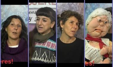 LOS TÍTERES LLEGAN EN VACACIONES